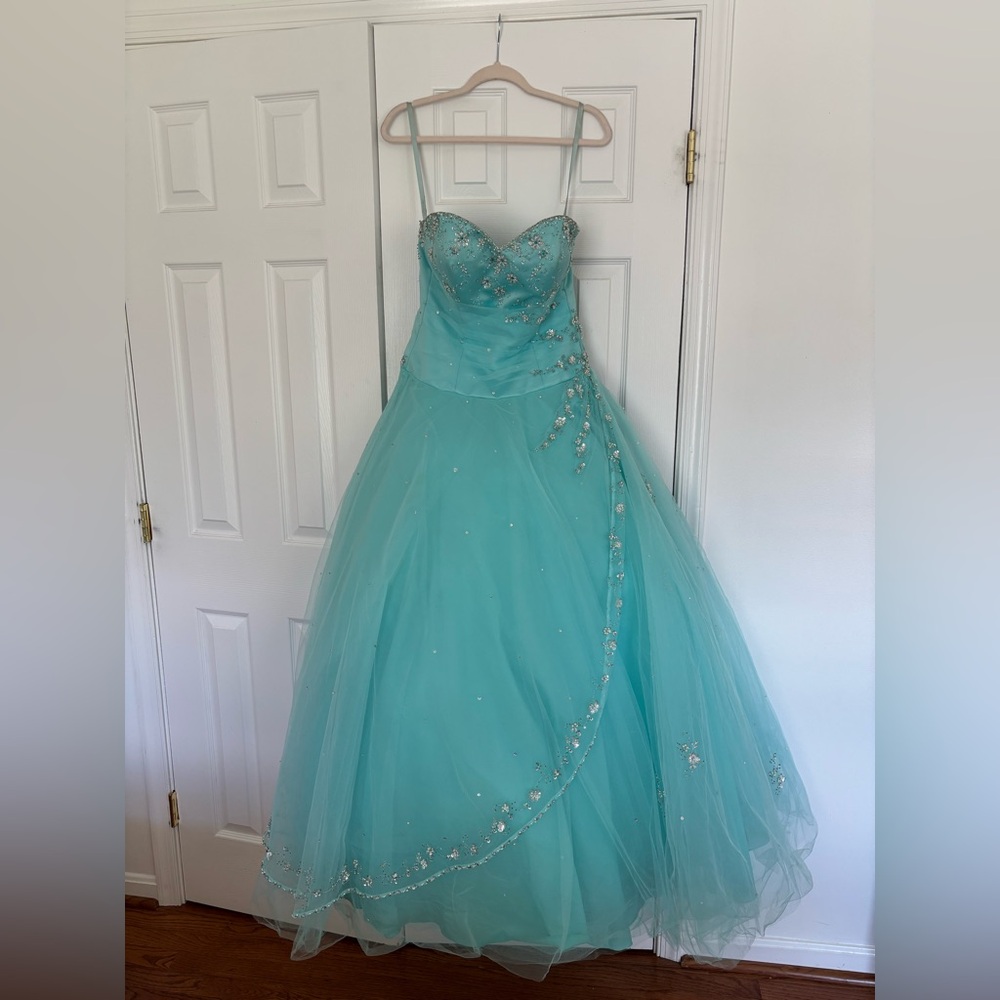 Mori Lee Prom Quinceanera Light Blue Ballgown Dress Waist 30in C/D Cup
